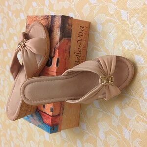 Bella Vita Nude Color Leather and Cork Platform Sandal Size 8.5